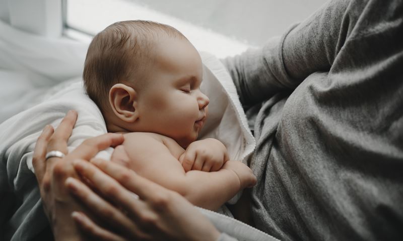 Charming Newborn Boy Sleeps Mother S Arms